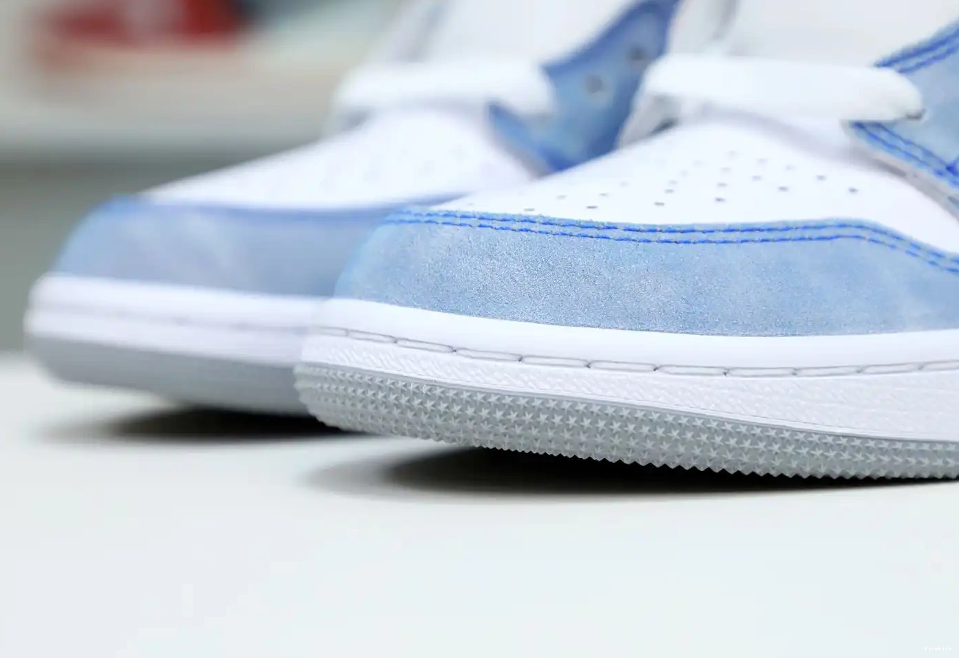 1 HIGH RETRO JORDAN ROYAL' 'HYPER OG AIR 0426